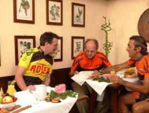 Hotel Florenz: Lorenzo Carlini, the bike hotel owner.